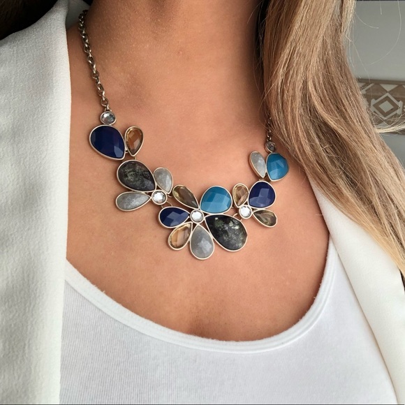 LOFT Jewelry - LOFT blue stone statement necklace